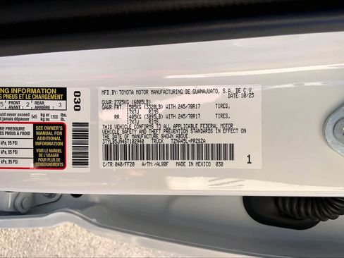 Used 2025 Toyota Tacoma SR5 image 34