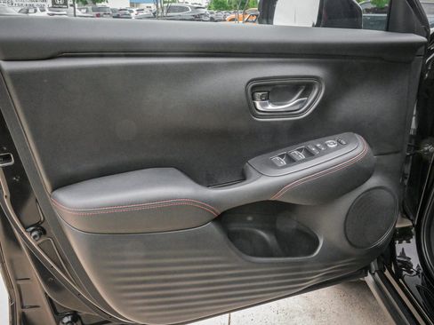 Certified 2025 Honda HR-V Sport image 14