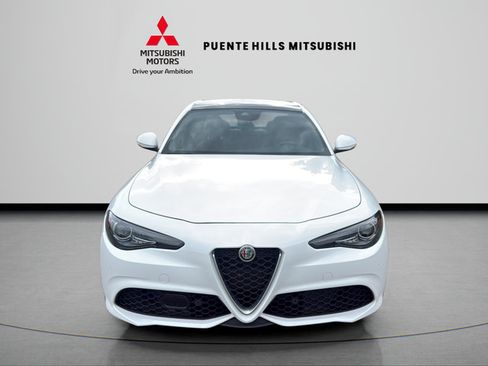 Used 2022 Alfa Romeo Giulia Ti w/ Active Assist Plus Package RWD image 2