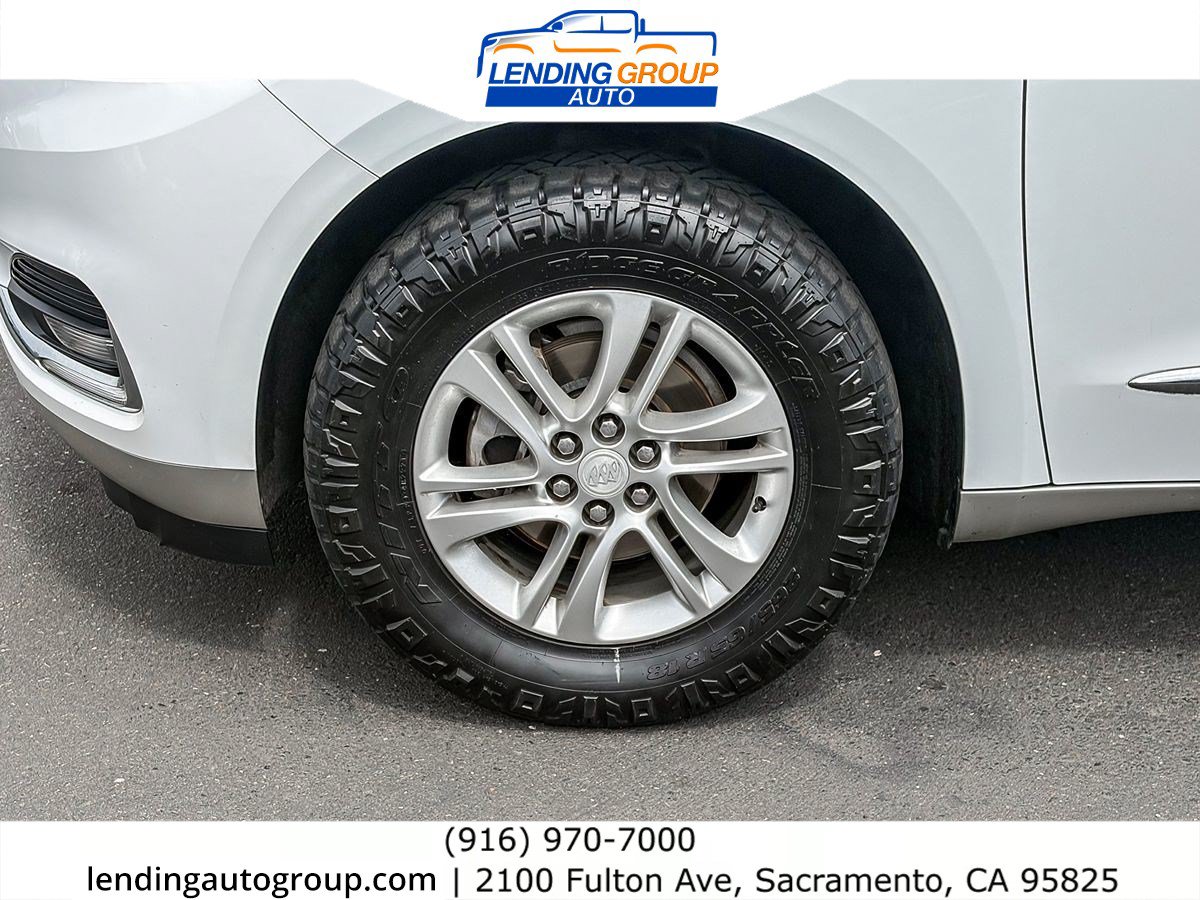 Used 2020 Buick Enclave Essence FWD image 9