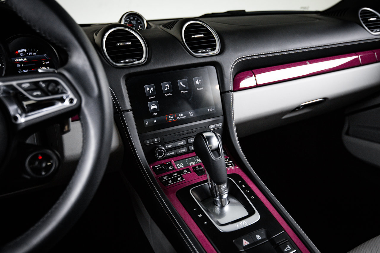 Certified 2025 Porsche 718 Cayman RWD image 19