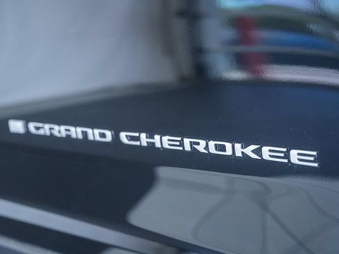 New 2026 Jeep Grand Cherokee L Laredo AWD/4WD image 17