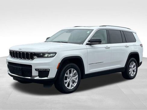 Used 2022 Jeep Grand Cherokee L Limited image 3