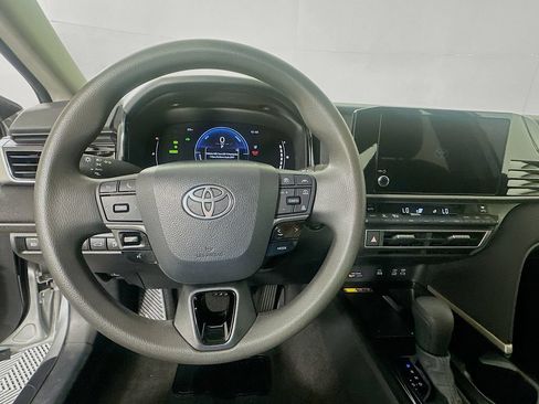 Certified 2025 Toyota Camry LE FWD image 11