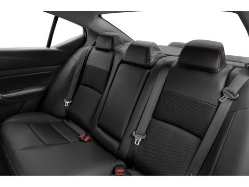 Used 2019 Nissan Altima 2.5 SR w/ SR Premium Package FWD image 10