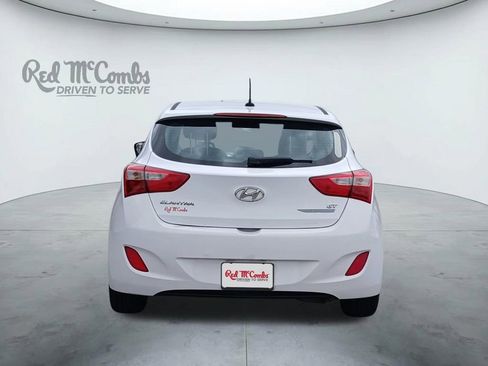 Used 2015 Hyundai Elantra GT FWD image 4
