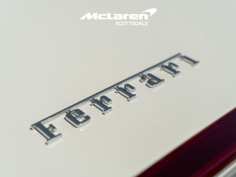 Used 2019 Ferrari Portofino image 16