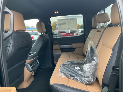 New 2026 Ford F250 Lariat w/ Chrome Package image 14