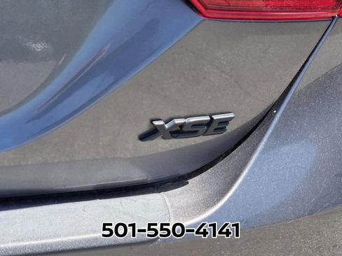 Used 2021 Toyota Camry XSE FWD image 9