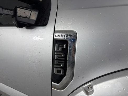 Used 2019 Ford F250 Lariat w/ Chrome Package AWD/4WD image 18