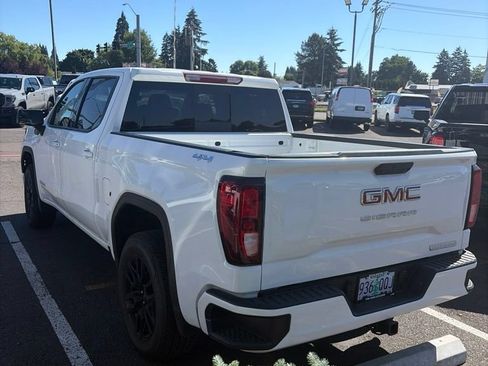 Used 2025 GMC Sierra 1500 Elevation w/ Preferred Package AWD/4WD image 4