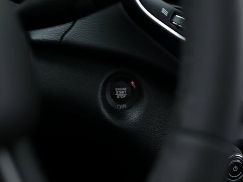 Used 2022 Jeep Cherokee Latitude Lux w/ Sun & Sound Group image 20