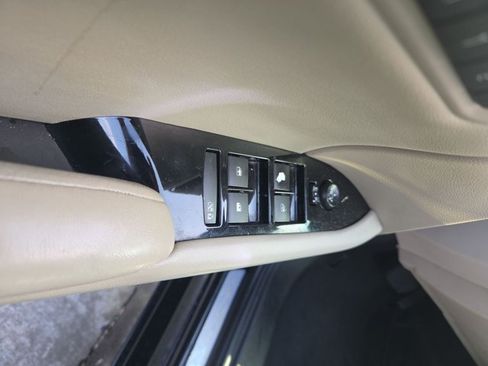 Used 2018 Cadillac XTS Luxury FWD image 11