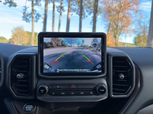 Used 2022 Ford Bronco Sport Outer Banks w/ Tech Package image 4