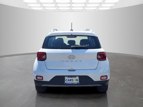 Certified 2026 Hyundai Venue SEL FWD image 6