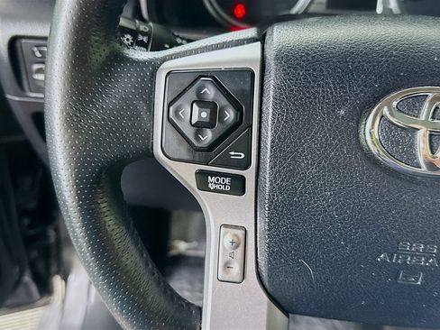 Used 2016 Toyota 4Runner Limited AWD/4WD image 23