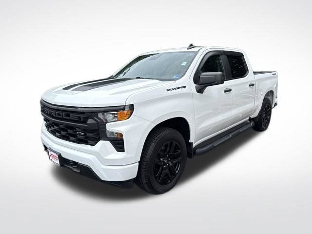 Used 2024 Chevrolet Silverado 1500 Custom w/ Rally Edition AWD/4WD image 3