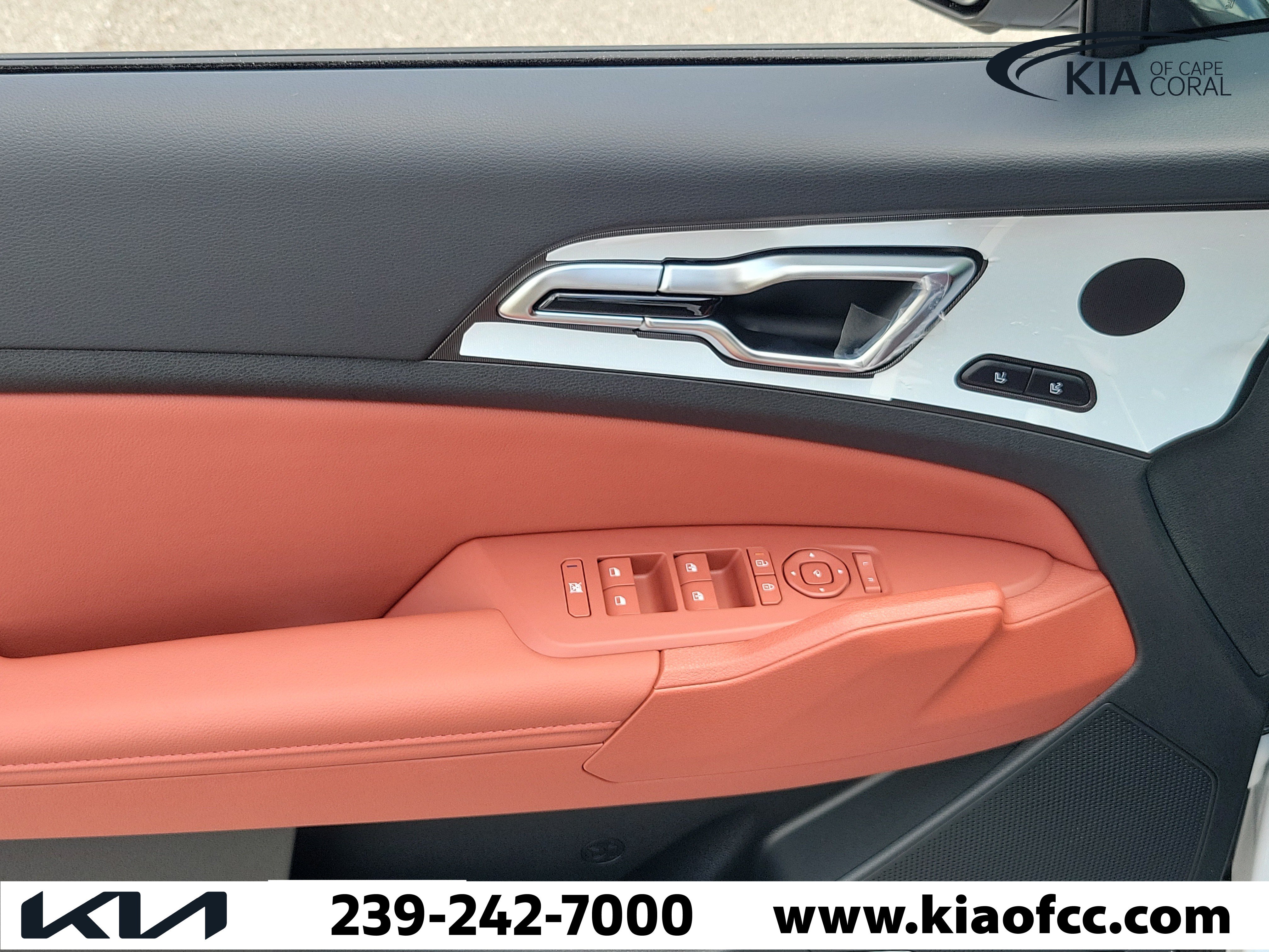 New 2027 Kia Sportage SX FWD image 23