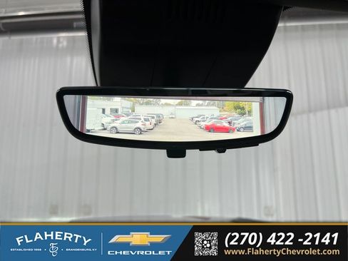 Used 2025 Chevrolet Silverado 3500 LTZ w/ LTZ Premium Package AWD/4WD image 35