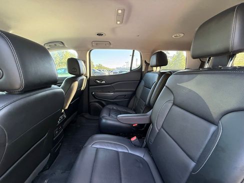 Used 2020 GMC Acadia SLT AWD/4WD image 14