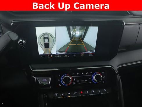 Used 2025 GMC Sierra 2500 AT4X image 27