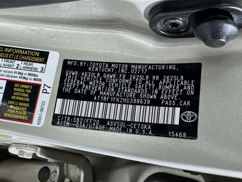Used 2017 Toyota Camry SE FWD image 34