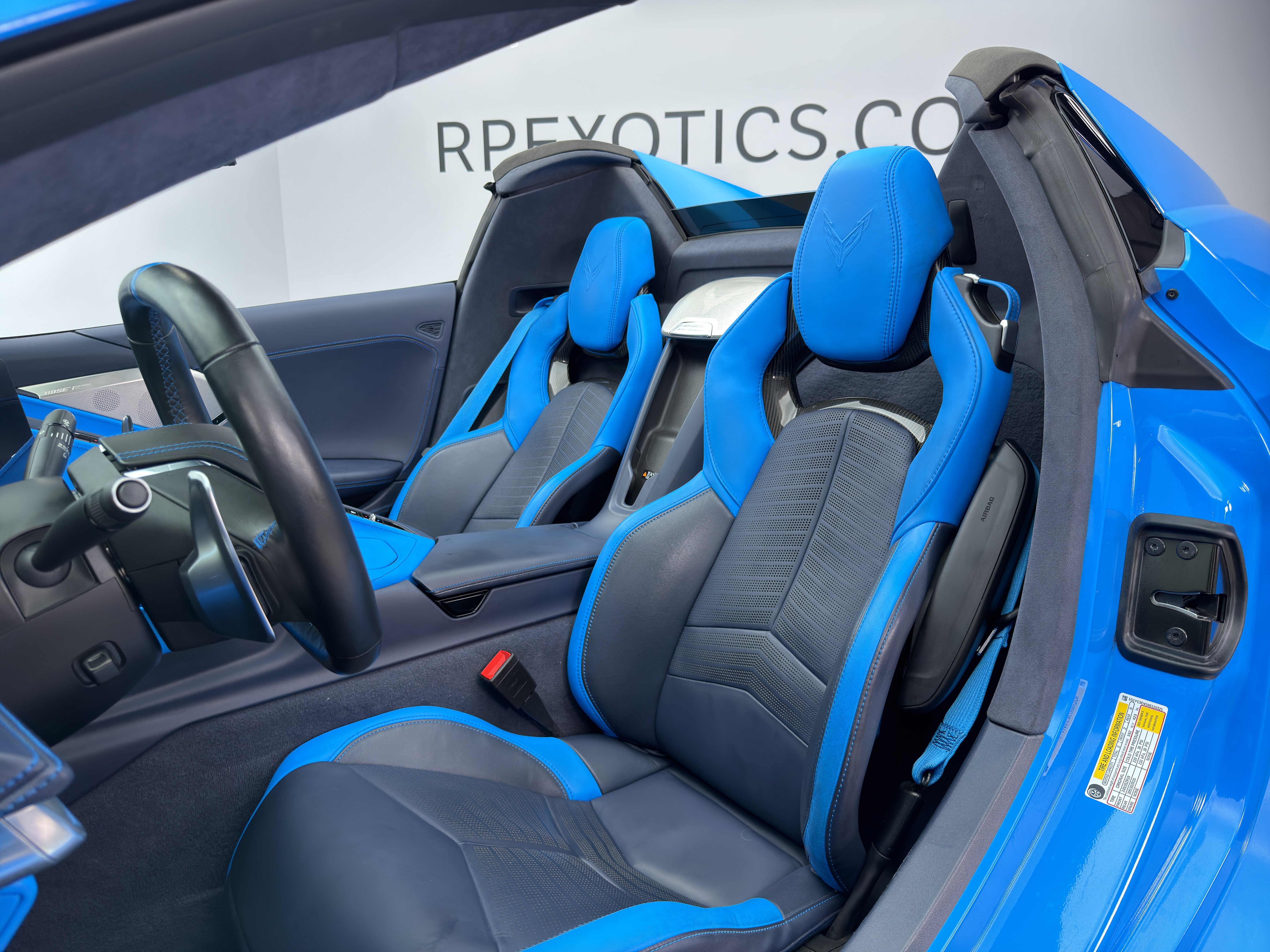 Used 2022 Chevrolet Corvette Stingray Premium Conv w/ Z51 Performance Package RWD image 23