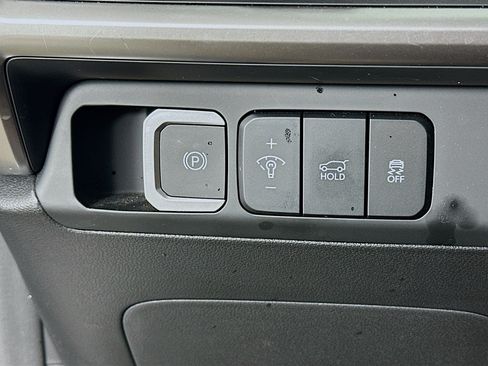 Used 2025 Hyundai Santa Fe SEL AWD/4WD image 17