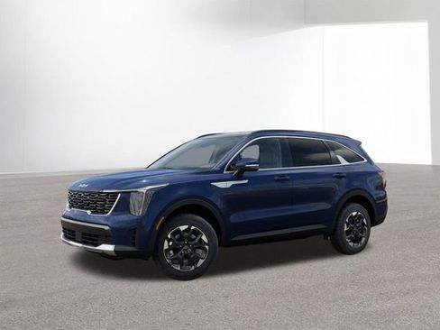 New 2026 Kia Sorento S image 3