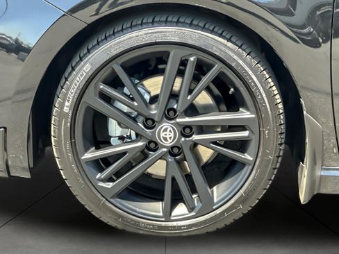 Certified 2026 Toyota Camry Hybrid FWD image 24