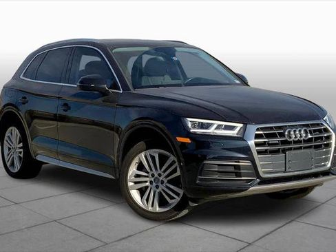 Used 2018 Audi Q5 2.0T Premium Plus w/ Premium Plus Package AWD/4WD image 3