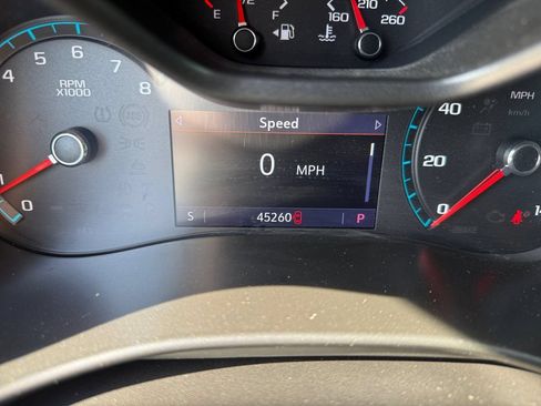 Used 2021 Chevrolet Colorado Z71 w/ Safety Package AWD/4WD image 18