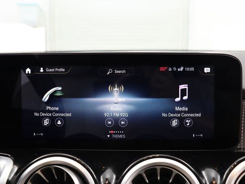 Used 2022 Mercedes-Benz GLB 250 image 23