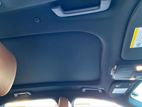 Used 2022 Lincoln Nautilus Reserve image 22