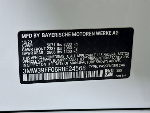 Certified 2024 BMW 330e w/ Premium Package image 33