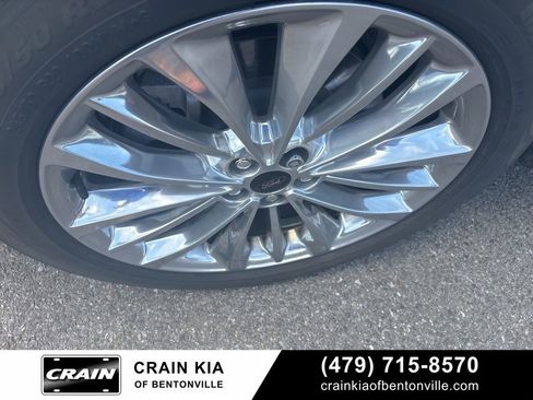 Used 2021 Ford Edge Titanium w/ Equipment Group 301A AWD/4WD image 8
