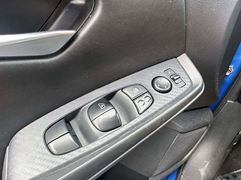 Used 2025 Nissan Sentra SV image 23