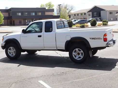 Used 2001 Toyota Tacoma 4x4 Xtracab V6 image 8