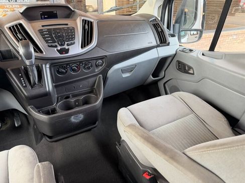 Used 2016 Ford Transit 350 XLT image 39