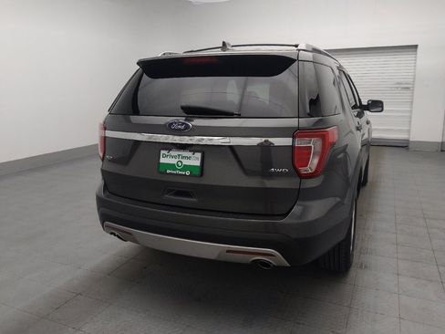 Used 2016 Ford Explorer XLT w/ Equipment Group 202A AWD/4WD image 7