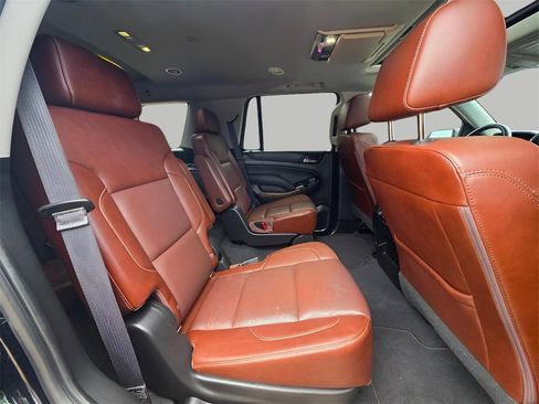 Used 2019 Chevrolet Tahoe Premier w/ Premier Plus Edition image 12