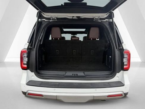 Used 2023 Ford Expedition Limited AWD/4WD image 35
