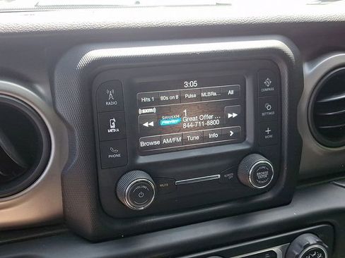 Used 2021 Jeep Wrangler Unlimited Sport AWD/4WD image 19