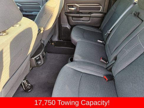 Used 2025 RAM 2500 Big Horn AWD/4WD image 42