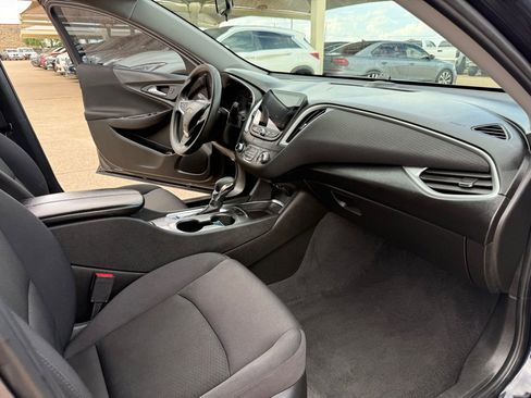 Used 2023 Chevrolet Malibu LT w/ Driver Confidence Package image 15