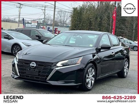 Used 2023 Nissan Altima 2.5 S image 4