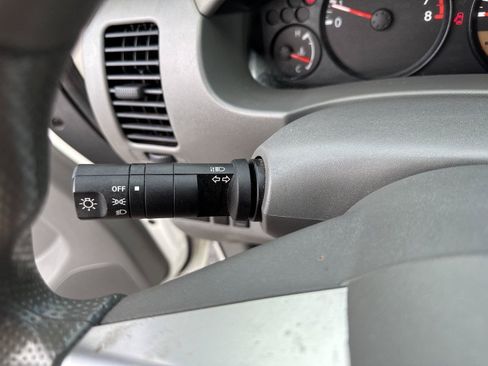 Used 2018 Nissan Frontier S RWD image 14