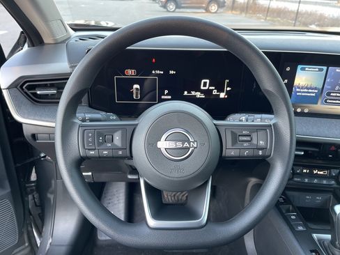 New 2026 Nissan Kicks SV w/ SV Premium Package image 13