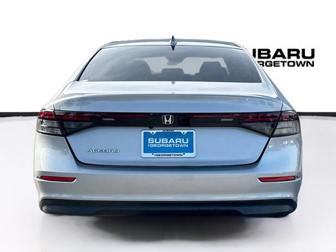 Used 2023 Honda Accord EX image 6