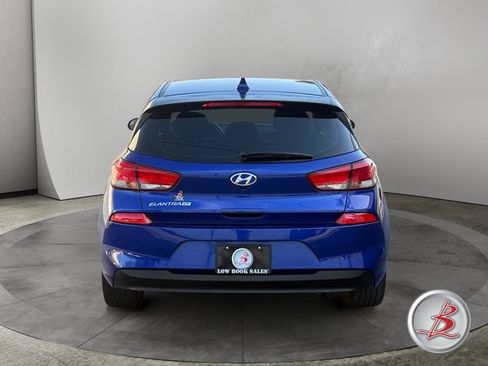 Used 2019 Hyundai Elantra GT FWD image 6